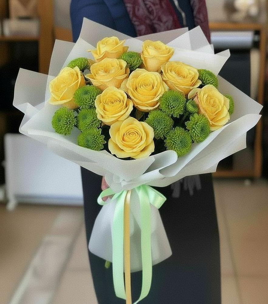 Букет цветов из: Хризантемы и Розы в Дзержинском