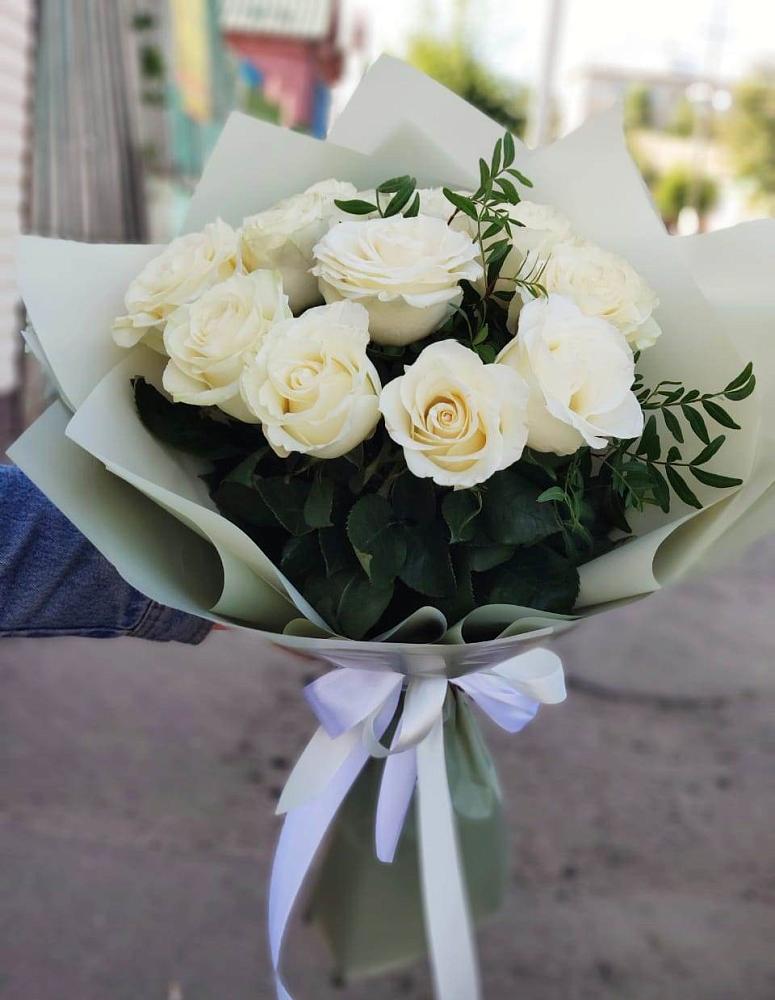 Букет Белые розы Проуд в Дзержинском