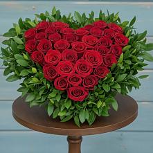 Цветочная композиция из Розы в виде сердца в Дзержинском