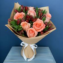 Букет цветов из:  Розы и Альстромерии #REPLACE_PRED# Дзержинском