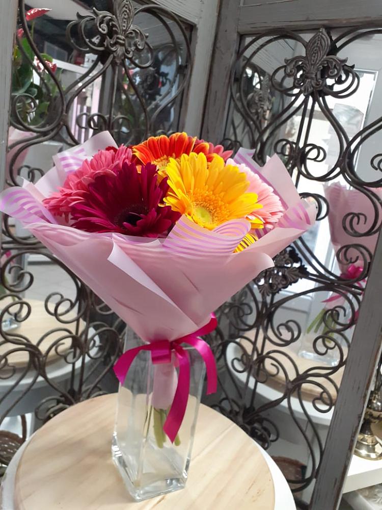 Букет цветов из: Герберы в Дзержинском