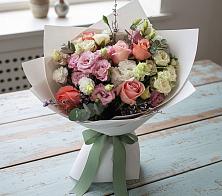 Букет цветов из:  Розы, Лизиантусы и Гвоздики в Дзержинском